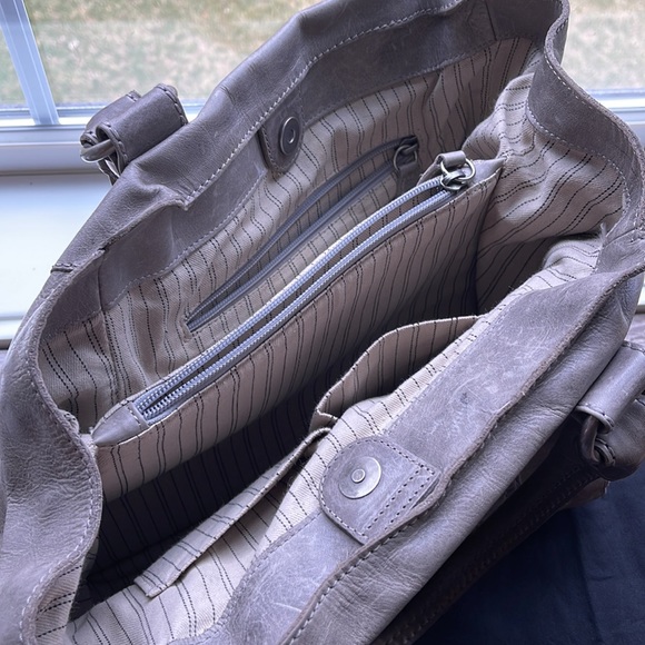 Gorgeous FRYE Melissa Tote - Picture 3 of 8